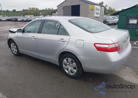 2008 Toyota Camry Le z USA, uszkodzony, nr VIN 4T1BE46K38U773779